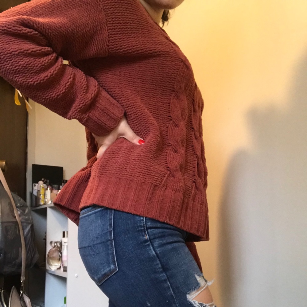 American eagle cardigan sweater